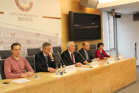 Spaudos konferencija Seime