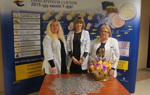 Cento akcijos dalyvės
