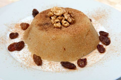 Indiška „Halva“ iš manų kruopų