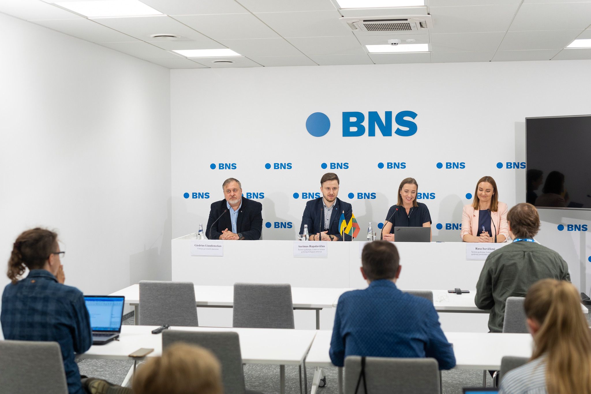 Spaudos konferencija prieš sveikatos sistemos pertvarką