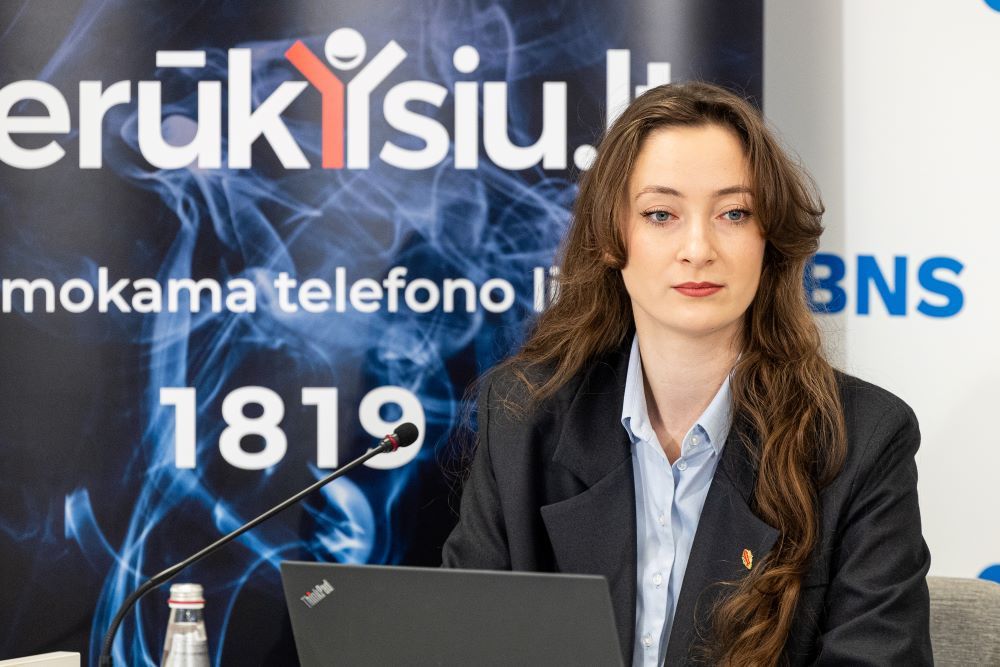 Metimo rūkyti linijos konsultantė