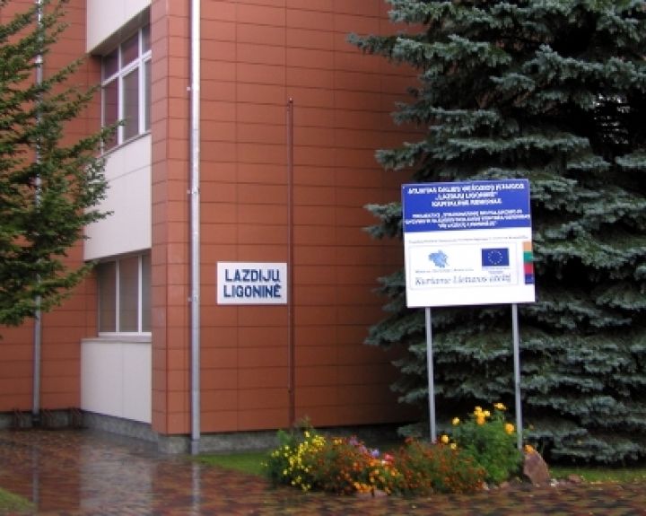  Lazdijų ligoninės likimas: nesutariančios pusės viena kitai grasina teismais