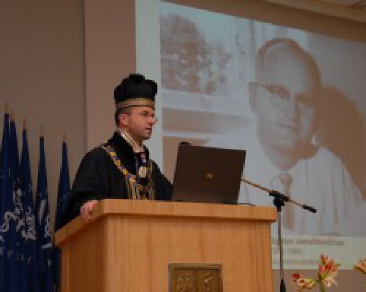 Akademikui Zigmui Januškevičiui – 100