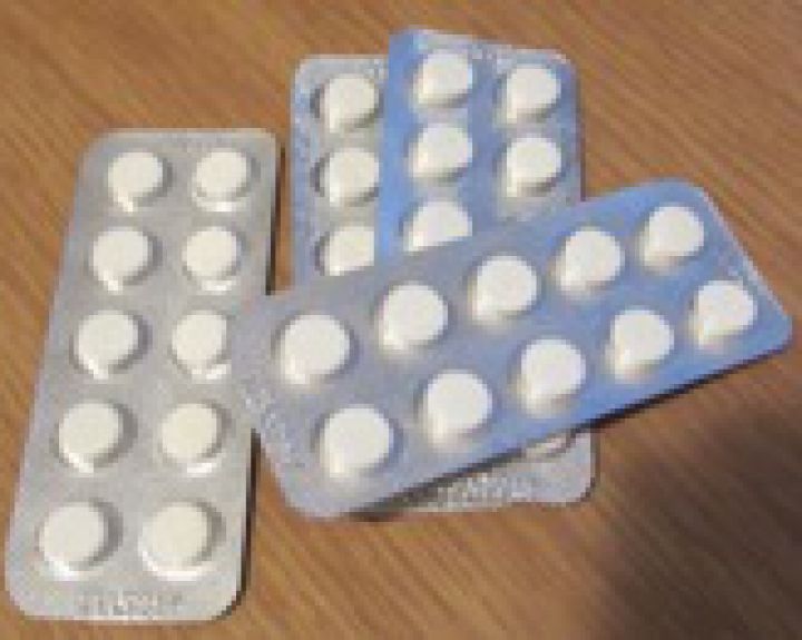 Aspirinas ir paracetamolis ne tokie jau nekalti, kaip įprasta manyti