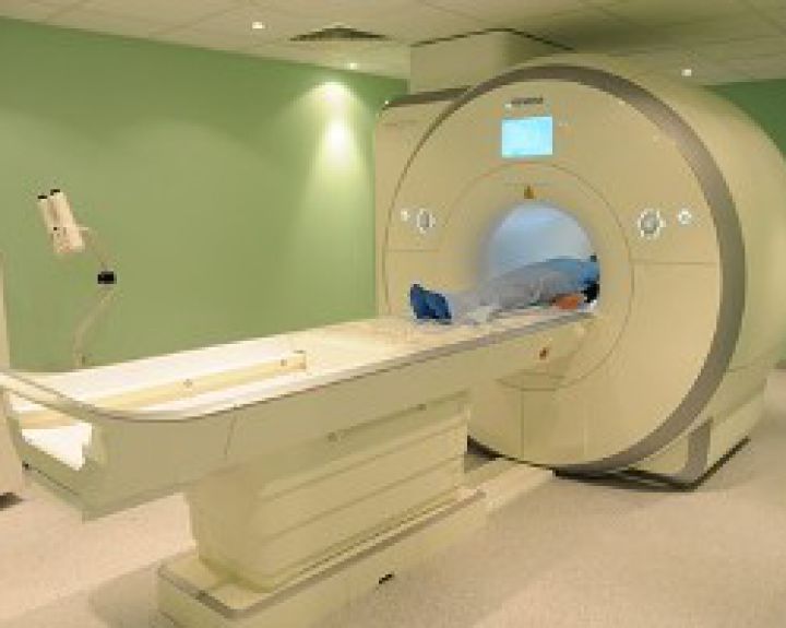 Kaip organizmą veikia magnetinio rezonanso tomografija?