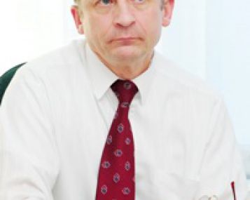 Plyšo disko fibrozinis žiedas. Kodėl? Kaip gydytis?   