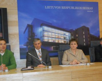 2013-ieji - Sveikatos metai – proga sukurti veikiančią sveikatinimo sistemą   