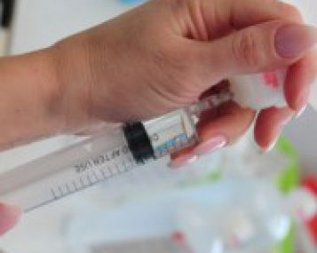 Lietuvoje suaugusieji rekomenduojamomis vakcinomis skiepijasi vangiai