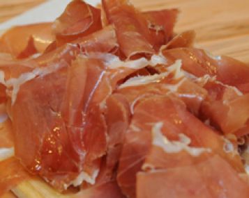 Ar valgant „straganiną“ galima užsikrėsti kirminais?