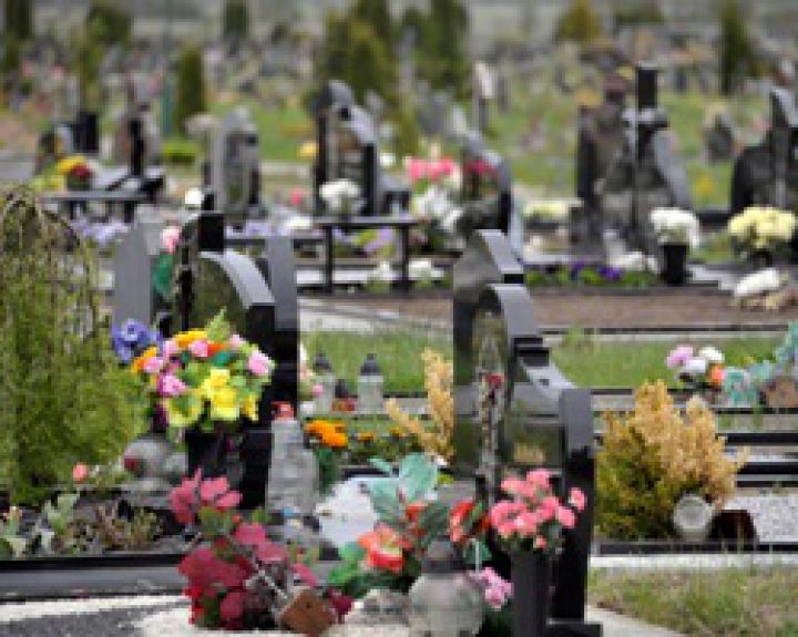 Pernai vyrų mirė mažiau, o moterų – daugiau nei prieš metus 