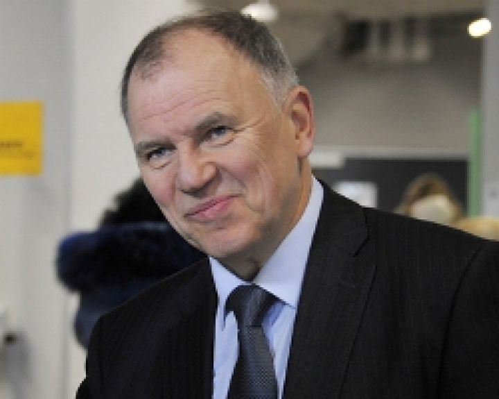 Trišalė taryba: naudosime rezervą, sudarysime kolektyvines sutartis 