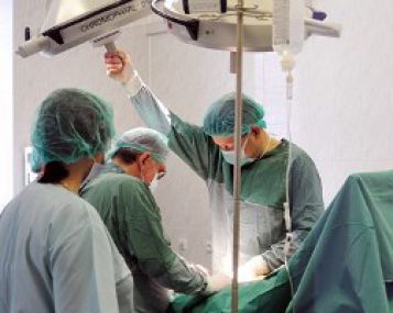 Tulžies pūslėje – akmenukas. Ar reikia operuoti?