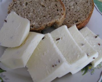 Kalcio turintis maistas gali pailginti moterų gyvenimą 