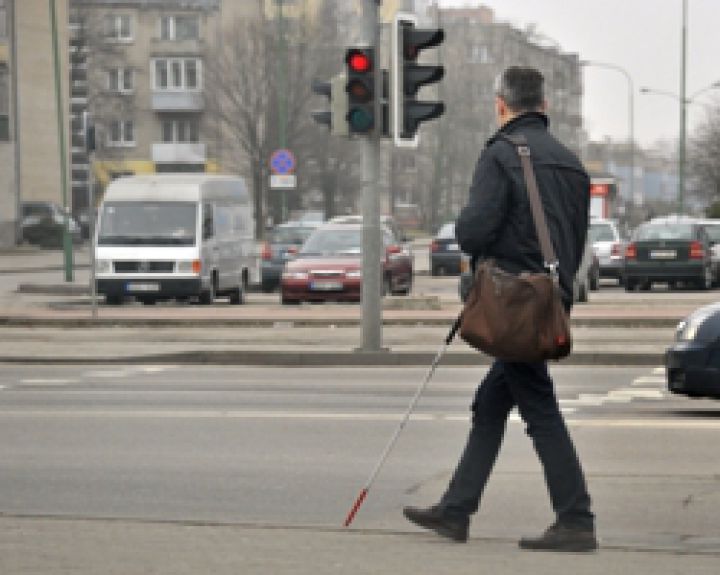 Trūksta erdvių, pritaikytų regos negalią turintiems žmonėms  