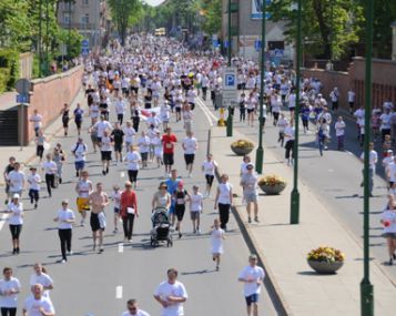 Maratono bėgikai mažiau jaučia skausmą