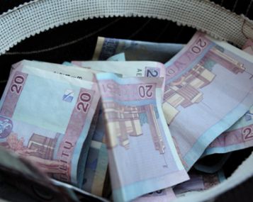 Priklausomybės ligų centrai gyvens po ministerijos sparnu