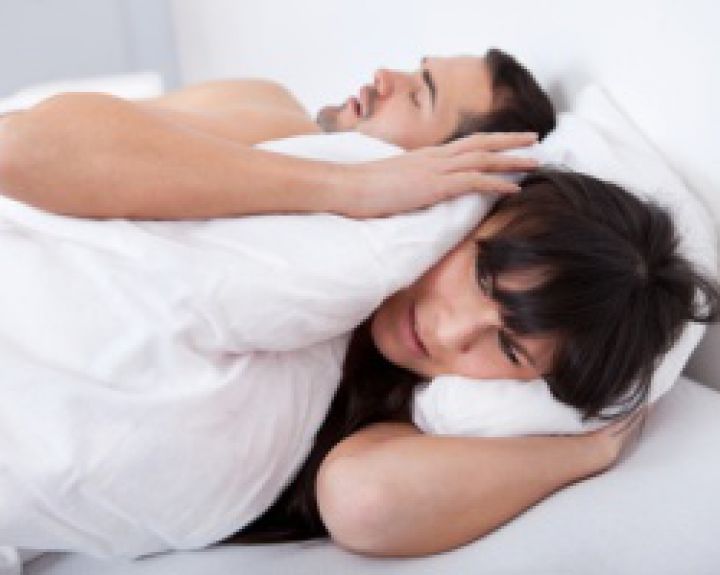 Nervų sistemos stimuliacija pagerina kvėpavimą naktį 