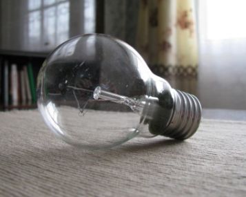 Energiją taupančios elektros lemputės – tylios žudikės?