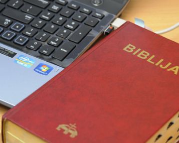 Tikėjimas nėra vaistas nuo depresijos, bet gali suteikti jėgų kovojant su ja