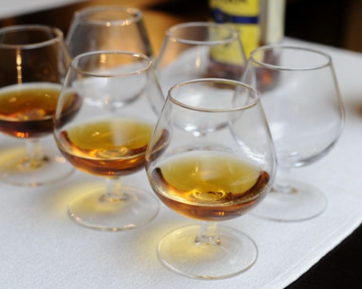 Alkoholio žala sveikatai: įrodymų yra, tačiau sprendimų - ne