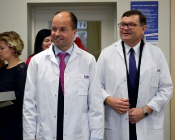 LSMU vidurinėje mokykloje – naujausios biotechnologijos