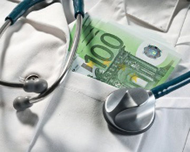 Sveikatos priežiūros įstaigoms iš PSDF biudžeto rezervo siūloma skirti dar 50 mln. litų 