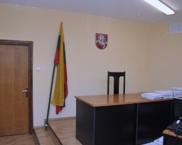 Teismas patenkino prokuroro prašymą suimti ligoninės direktorių 