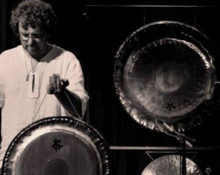 Garso terapija – kelias į ramybę ir harmoniją
