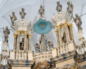 Religija geriau nei sportas ar savanorystė?