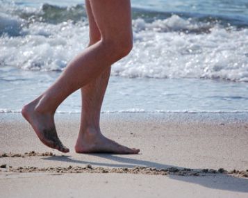 Psoriazinis artritas. Ar kojų skausmams turi įtakos išpuvęs dantis?