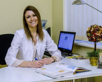 Gydomosios mitybos specialistė: jei sveikai maitintis nepavyksta, laiko atraskite bent vandeniui