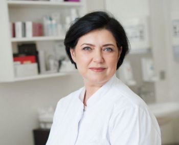 Nuovargio žymės veide: dermatologė pataria, kaip jų atsikratyti