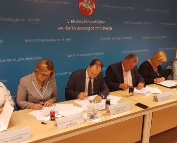 Ministerija ir medikų profesinės sąjungos kolektyvine sutartimi gerina sąlygas darbuotojams   