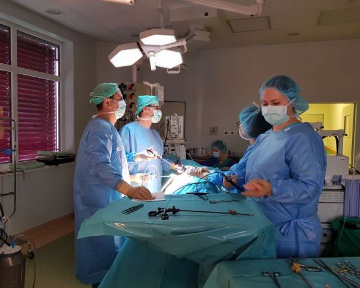 Santaros klinikose atlikta šimtoji inksto transplantacija mažai mergaitei