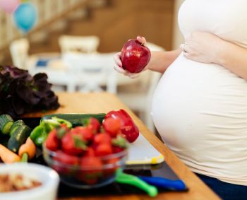 Vitaminai ir mikroelementai, būtini ne tik būsimos mamos, bet ir vaisiaus sveikatai   