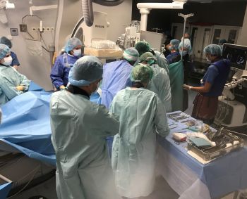    Santaros klinikose atlikta ypatinga širdies vožtuvo operacija 