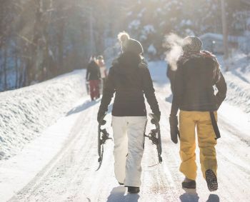 Po sočių švenčių pasivaikščiokime gamtoje: judrumo patarimai 