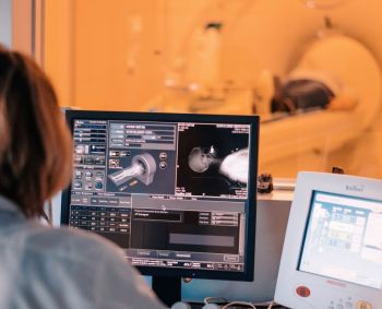 Gydytojų radiologų ir radiologijos technologų svarba užtikrinant ligų diagnostikos sėkmę