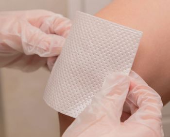 Žaizdų priežiūros atmintinė: kaip pasirūpinti žaizda jai supūliavus
