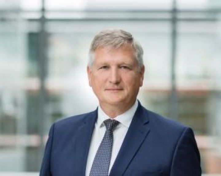 LSMU rektoriumi antrai kadencijai išrinktas akademikas, profesorius dr. Rimantas Benetis