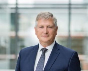 LSMU rektoriumi antrai kadencijai išrinktas akademikas, profesorius dr. Rimantas Benetis