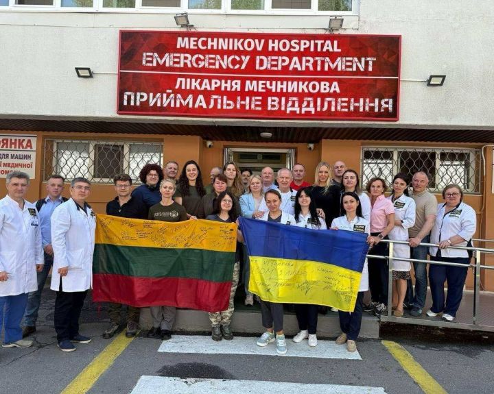 Iš misijos Ukrainoje sugrįžo Kauno klinikų medikų ir slaugytojų komanda