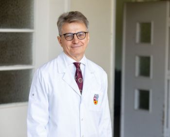 Opinio kolito chirurginis gydymas ir stomos priežiūra Kauno klinikose