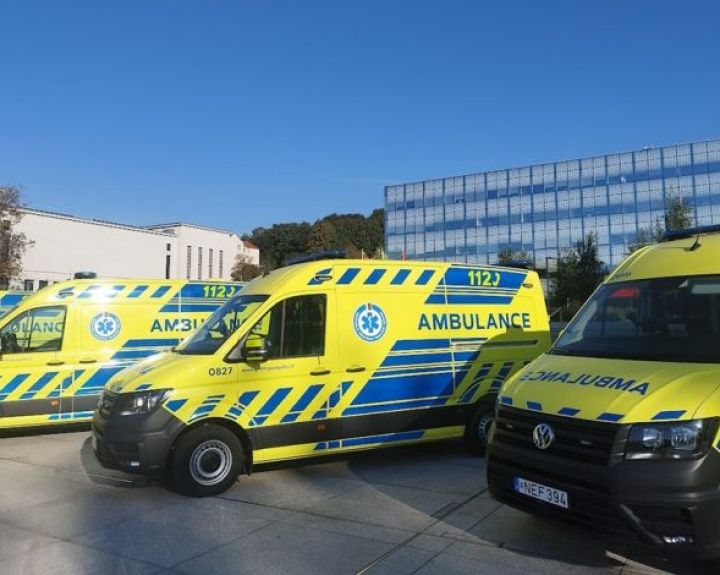 Greitosios medicinos pagalbos ekipažai pas pacientus skubės naujais automobiliais