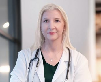 Pirmieji erkinio encefalito simptomai dažnai painiojami su peršalimu