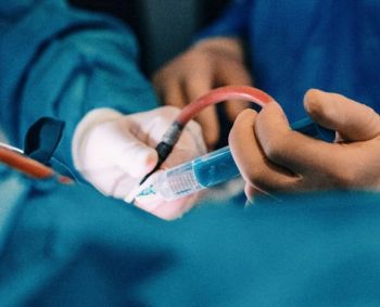 Pirmą kartą Baltijos šalyse – unikalus inksto arterijos aneurizmos gydymas
