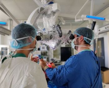 Paspirtuko avarija, koma ir skubi operacija: kaip gydytojai išgelbėjo 14-metę