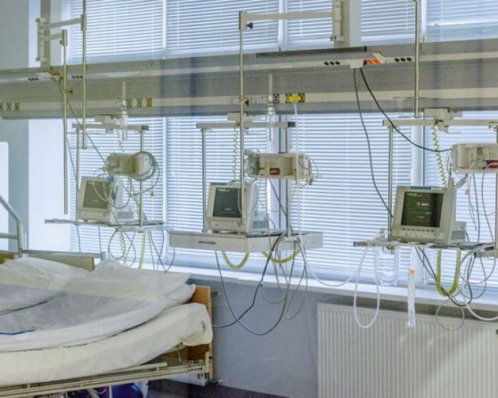 Lietuvoje dėl gripo į ligoninę paguldyti trys asmenys