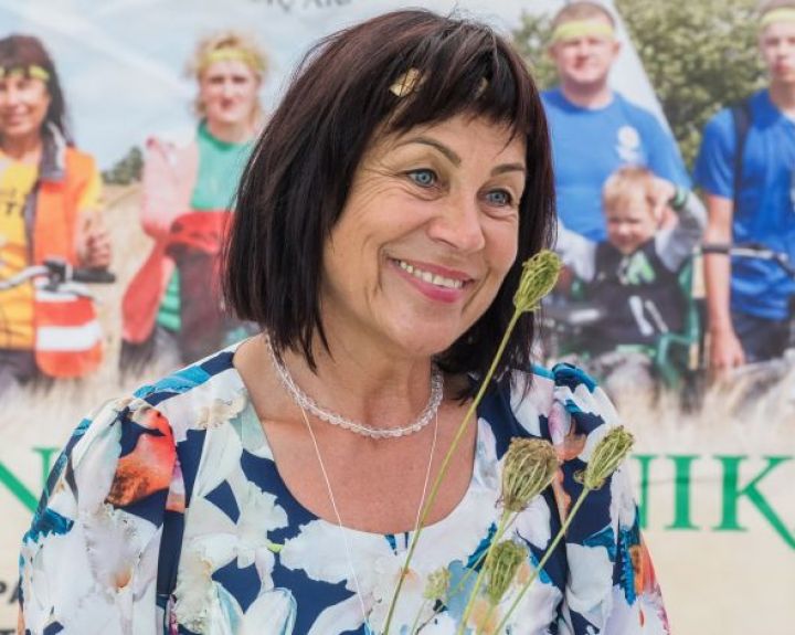 Rudenėjančios gamtos dovanos: lietuviški pipirai, dilgėlių chalva, voveraičių milteliai
