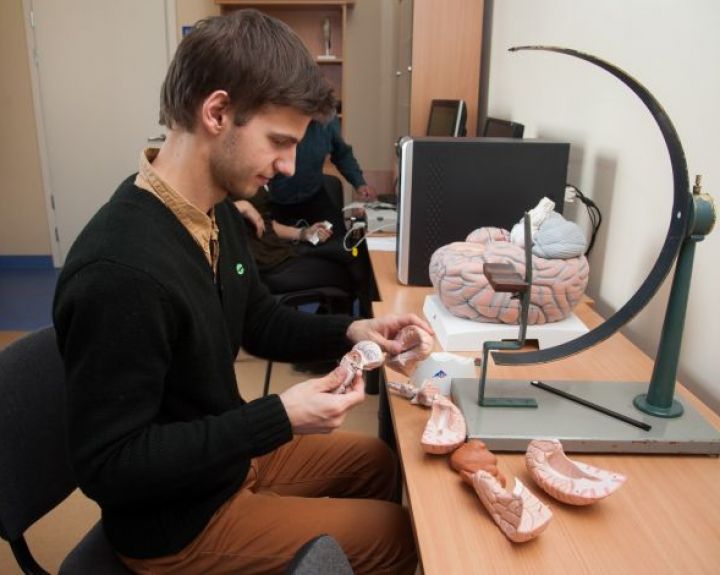 Neurotechnologijų sričiai skiriamos milžiniškos investicijos